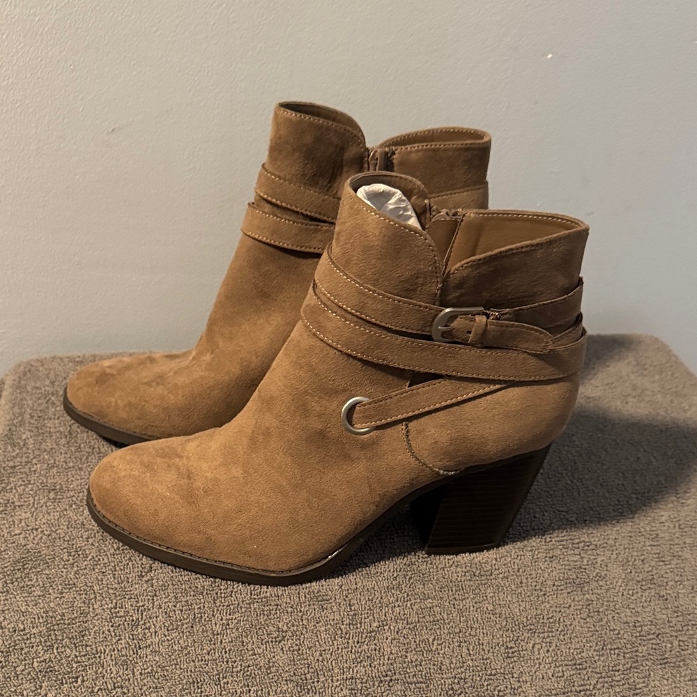 Style & Co. Brown Ankle Booties